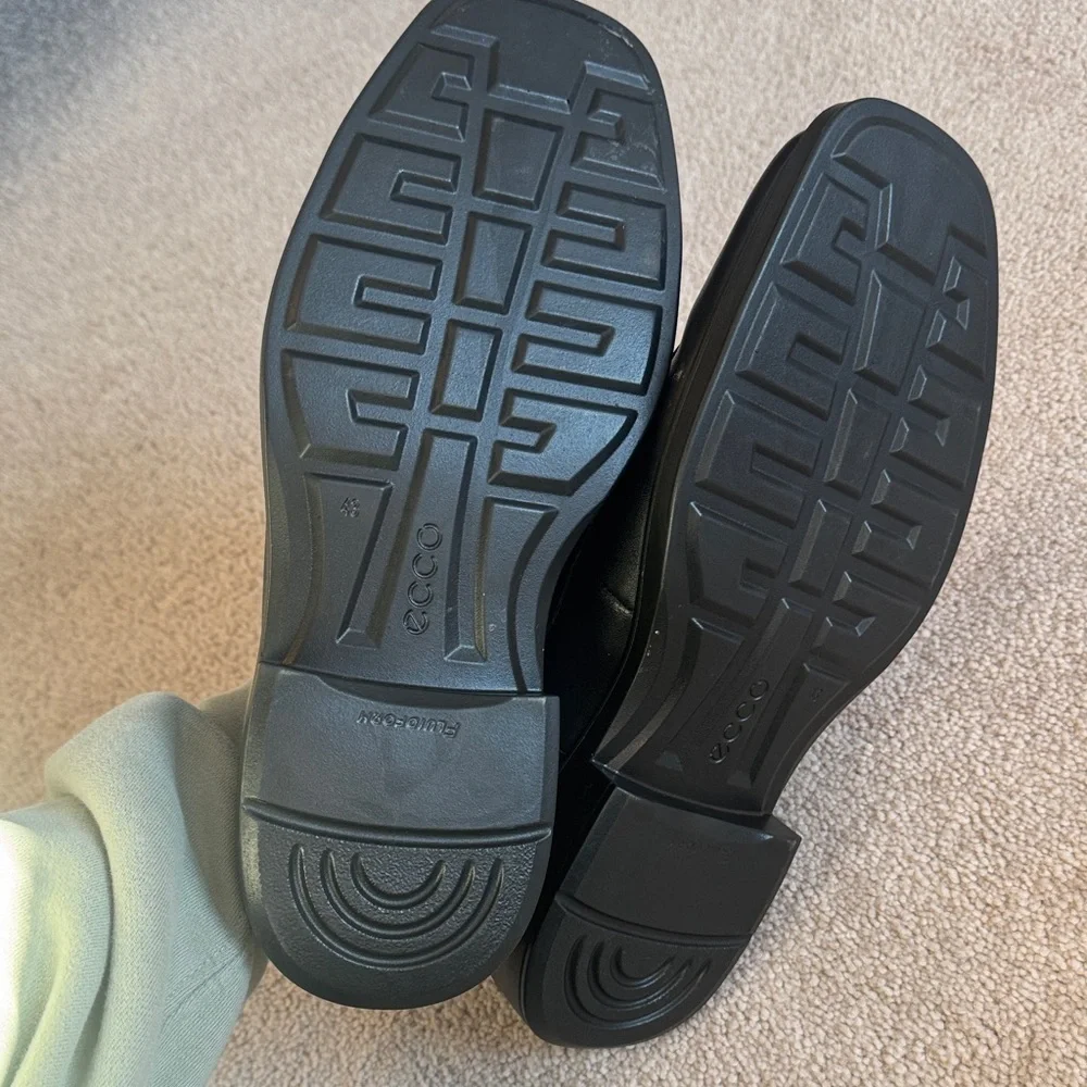 Ecco Black Leather Men's Oxfords